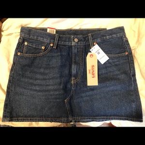 Levi’s denim mini skirt
